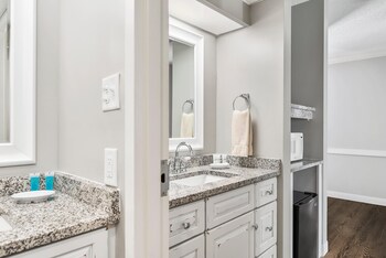 First Floor Bay View Deluxe Suite,,2 star