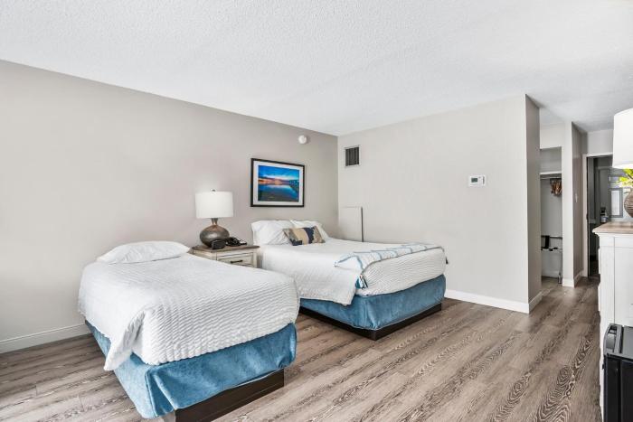 first floor bay view deluxe suite