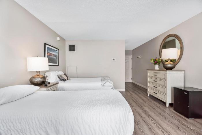 first floor bay view deluxe suite