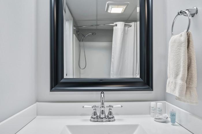 first floor standard deluxe king