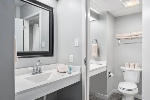 first floor standard deluxe king