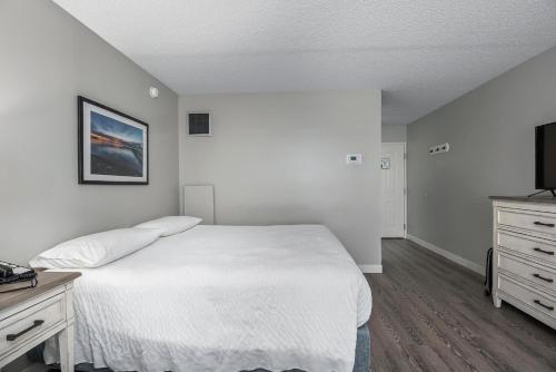 first floor standard deluxe king