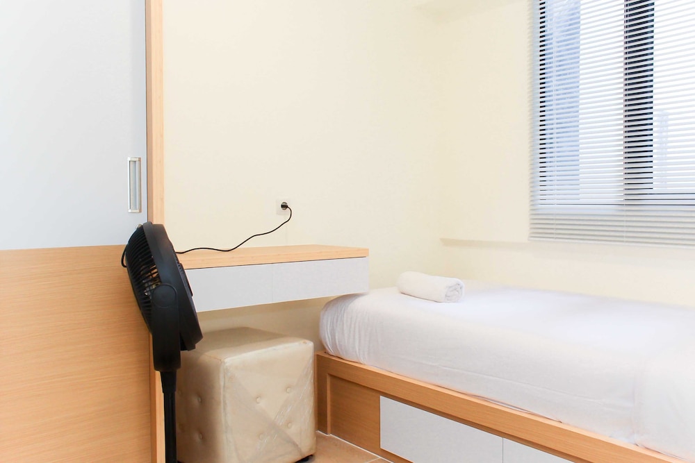 nice and comfort 2br apartment at meikarta