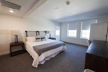 The Crazy Water Hotel,,2.5 star