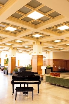 the crazy water hotel