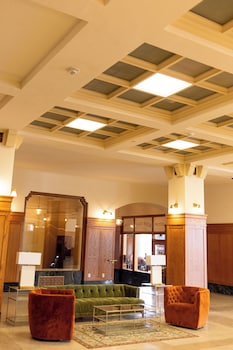 the crazy water hotel