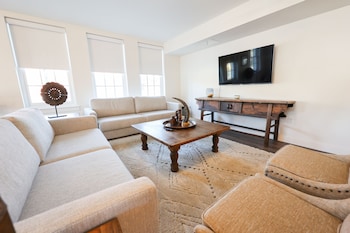 the crazy water hotel