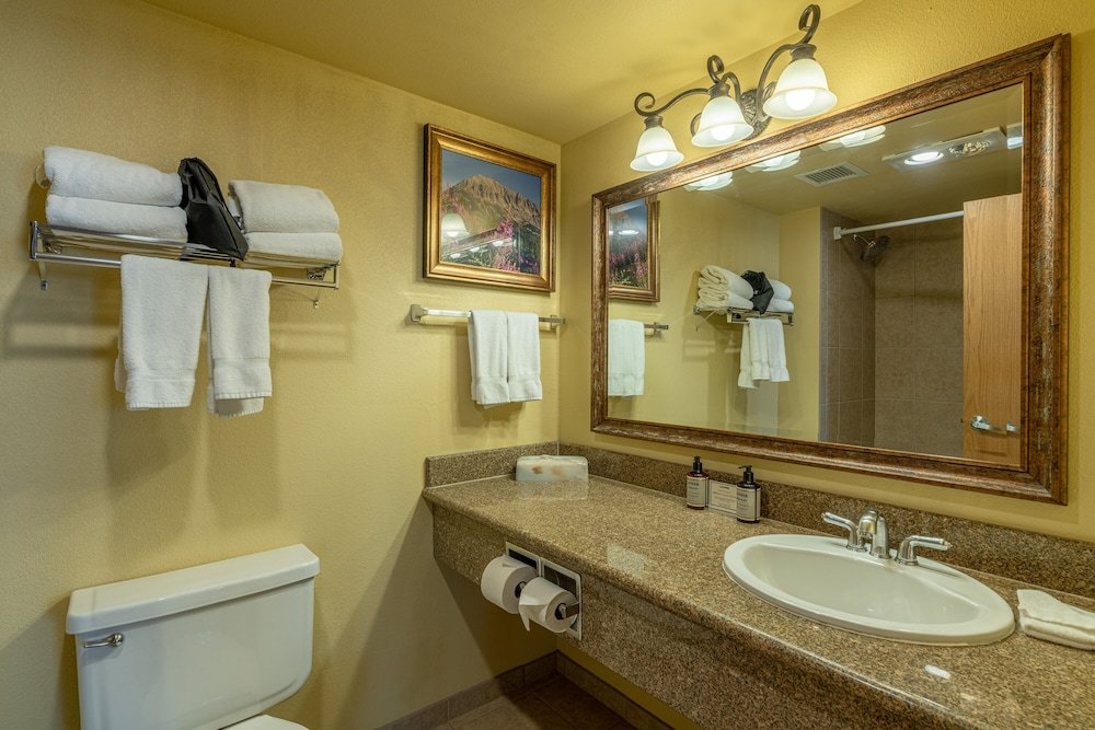 grand lodge 1 bedroom condo with 3 queens and close to everything 1 condo no cleaning fee by redawning