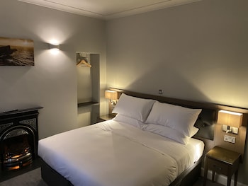 house of juniper the manse