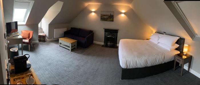 house of juniper the manse