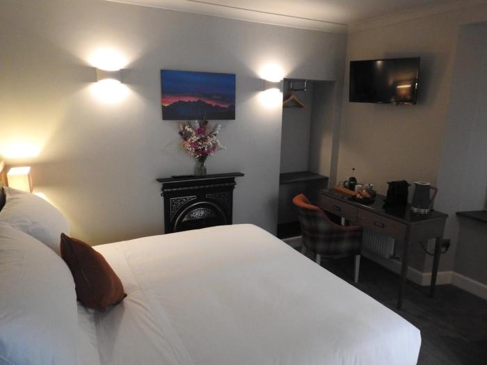 house of juniper the manse