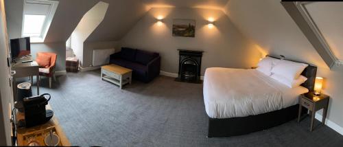 house of juniper the manse