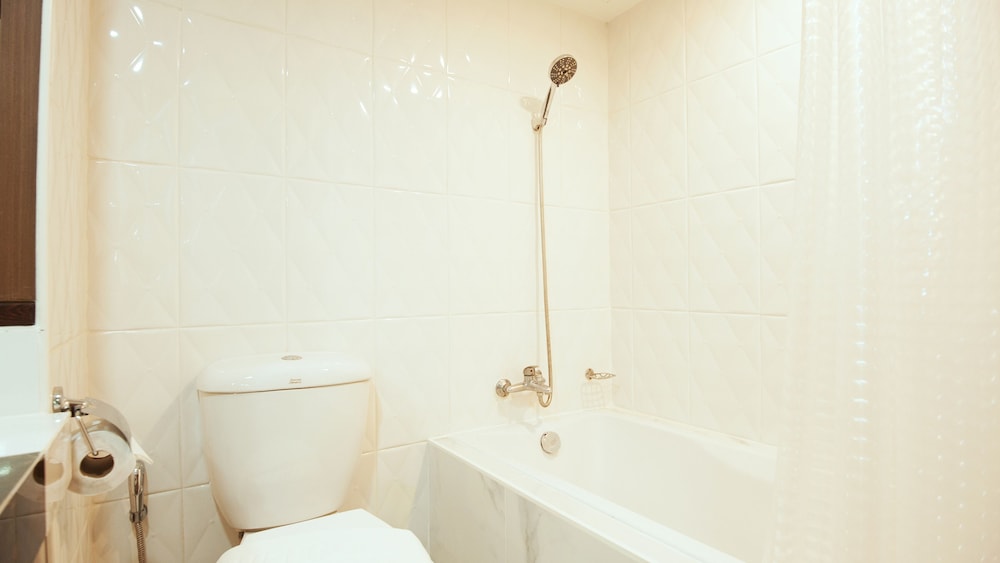 b2 chang phueak gate premier hotel