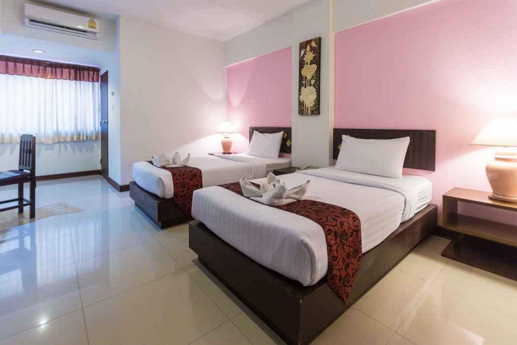 b2 chang phueak gate premier hotel