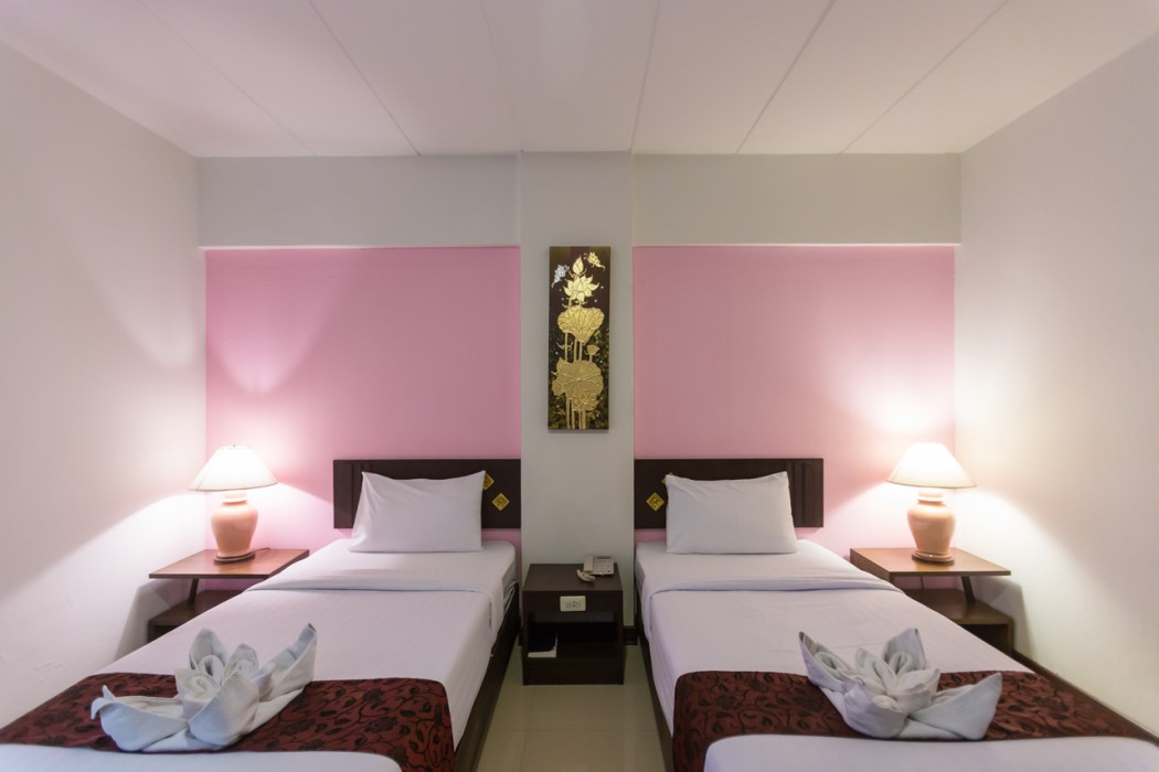 b2 chang phueak gate premier hotel