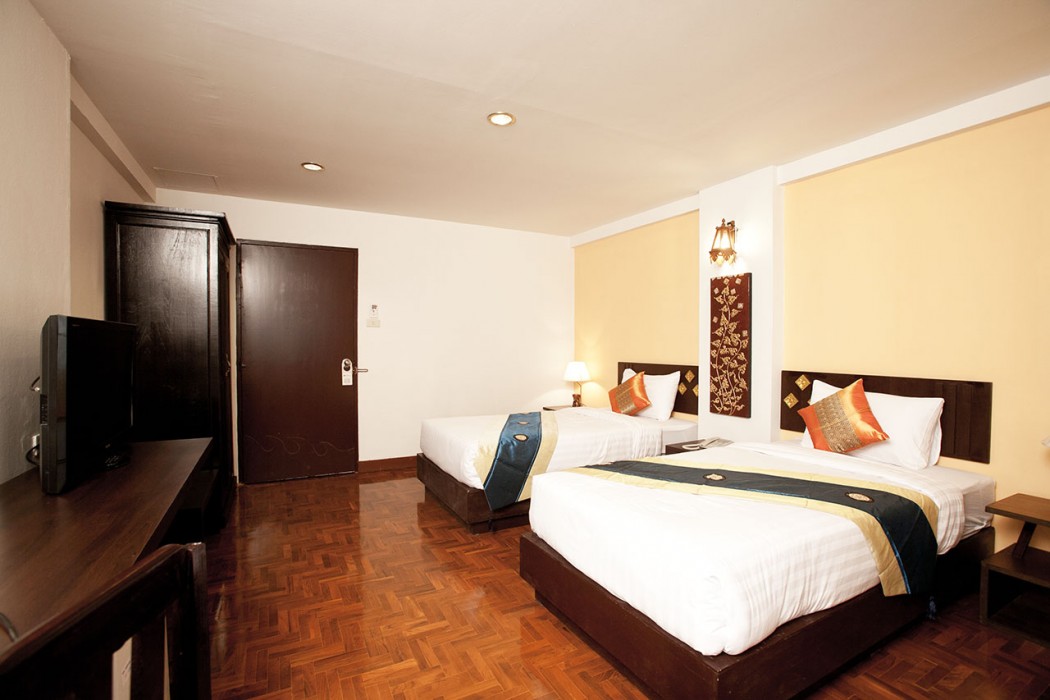 b2 chang phueak gate premier hotel