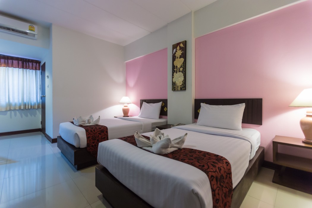 b2 chang phueak gate premier hotel