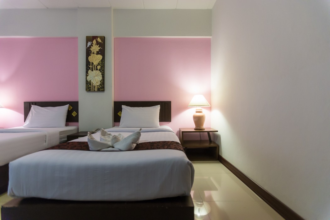 b2 chang phueak gate premier hotel