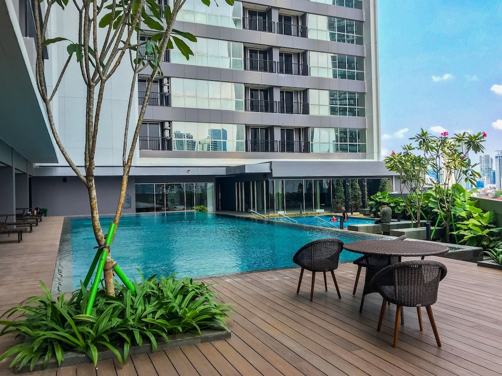 wonderful studio at the newton ciputra world 2 apartment