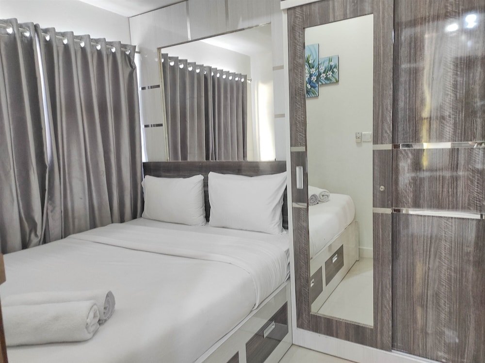 best deal and cozy 2br vida view apartment