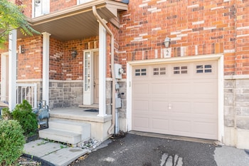 globalstay luxury 3br townhomes with hot tub gym bbq