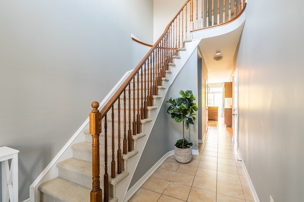 globalstay luxury 3br townhomes with hot tub gym bbq