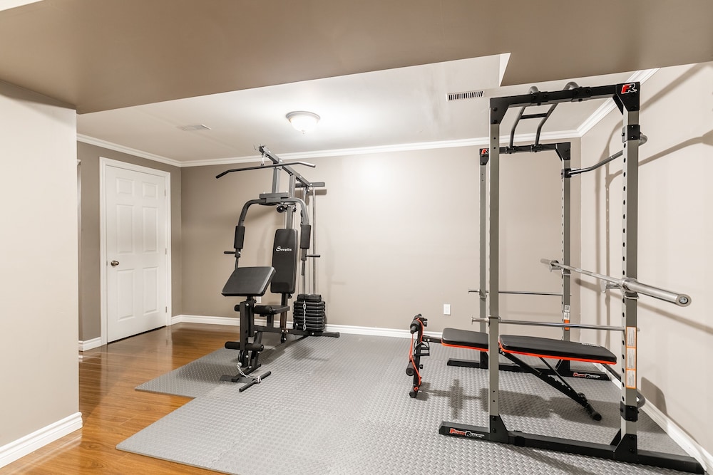 globalstay luxury 3br townhomes with hot tub gym bbq
