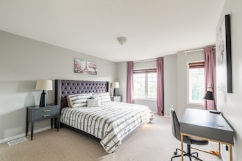 globalstay luxury 3br townhomes with hot tub gym bbq