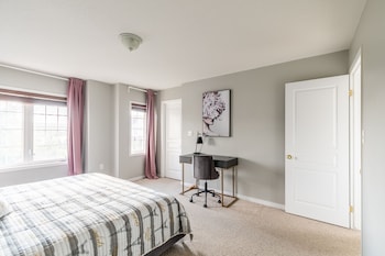 globalstay luxury 3br townhomes with hot tub gym bbq