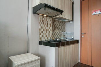 simply studio room apartment margonda residences 5