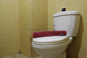 spacious 2br apartment buah batu park near exit tol