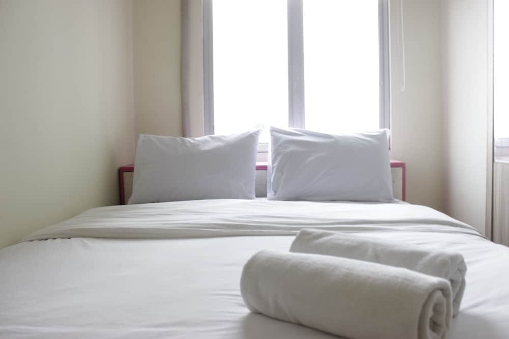 spacious 2br apartment buah batu park near exit tol