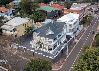 luxe suites boutique hotel