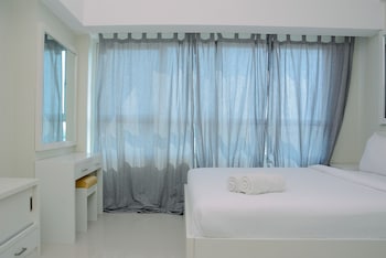 Studio Apartment At The Springlake View Summarecon With Mall View,,0 star