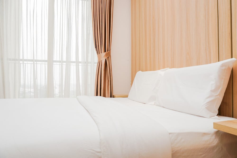 clean and elegant 1br at the oasis apartment