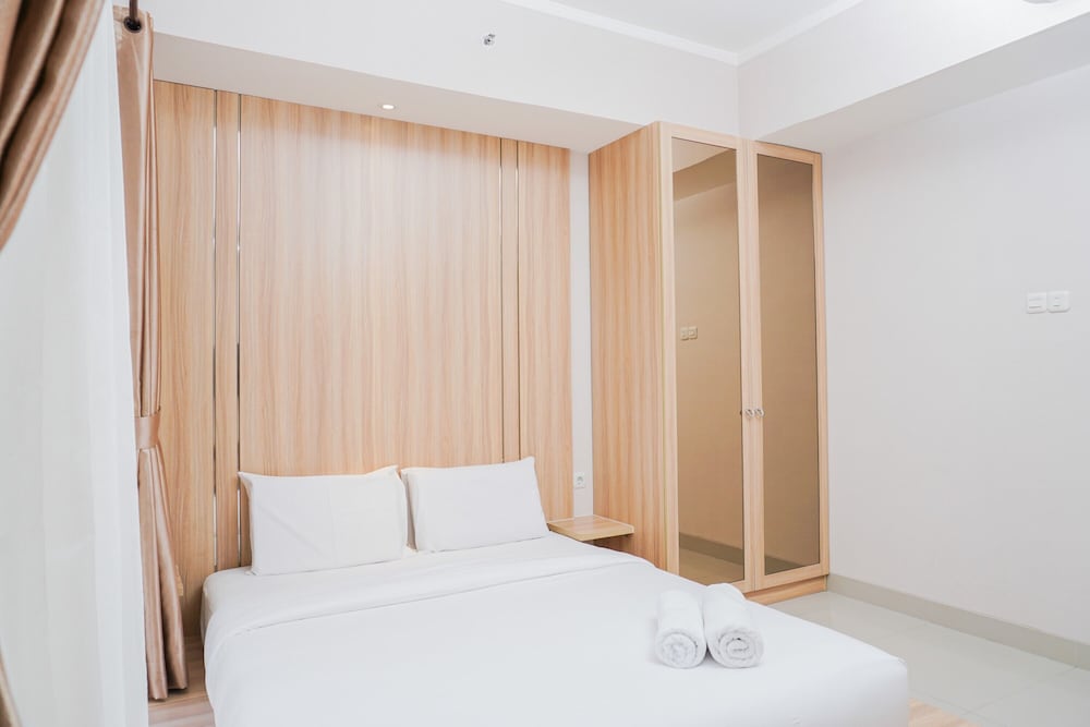 clean and elegant 1br at the oasis apartment