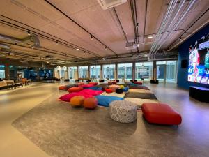 ecla business