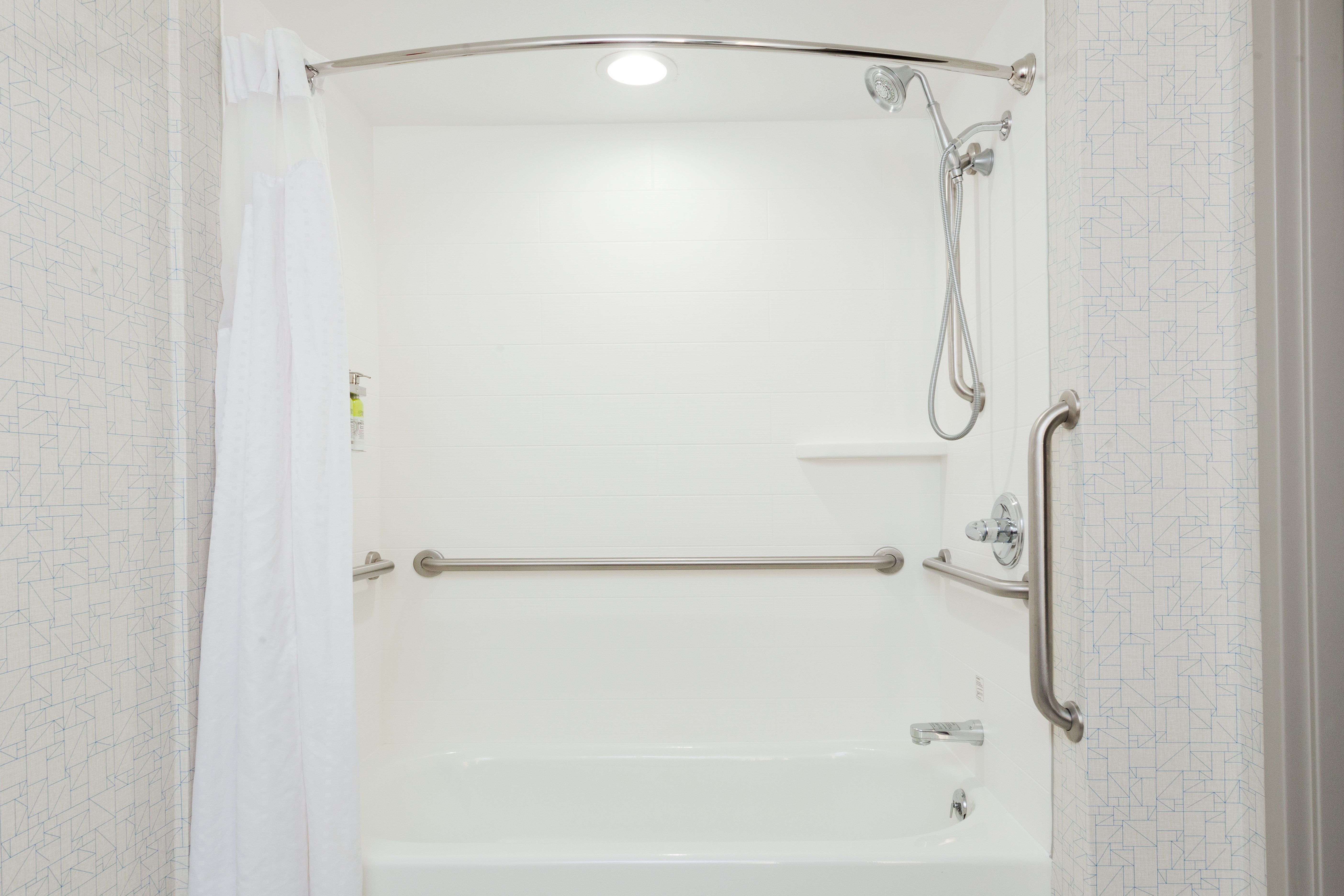 holiday inn express and suites montgomery east eastchase