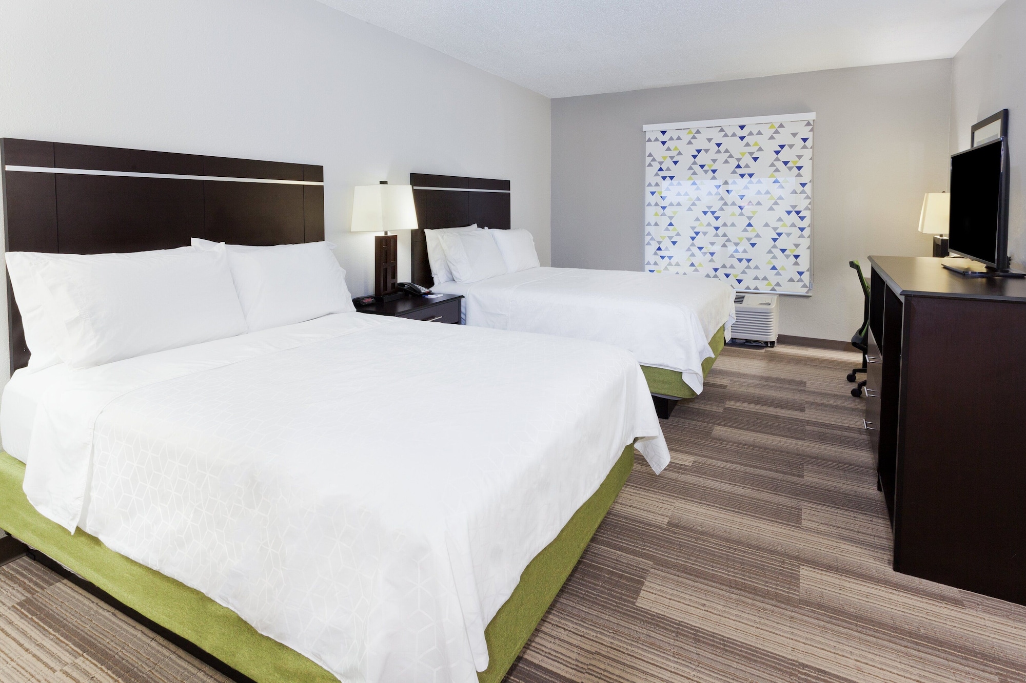 holiday inn express and suites montgomery east eastchase