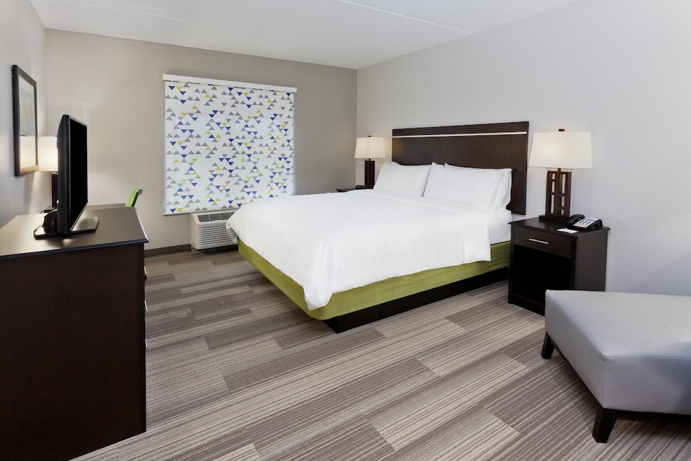 holiday inn express and suites montgomery east eastchase