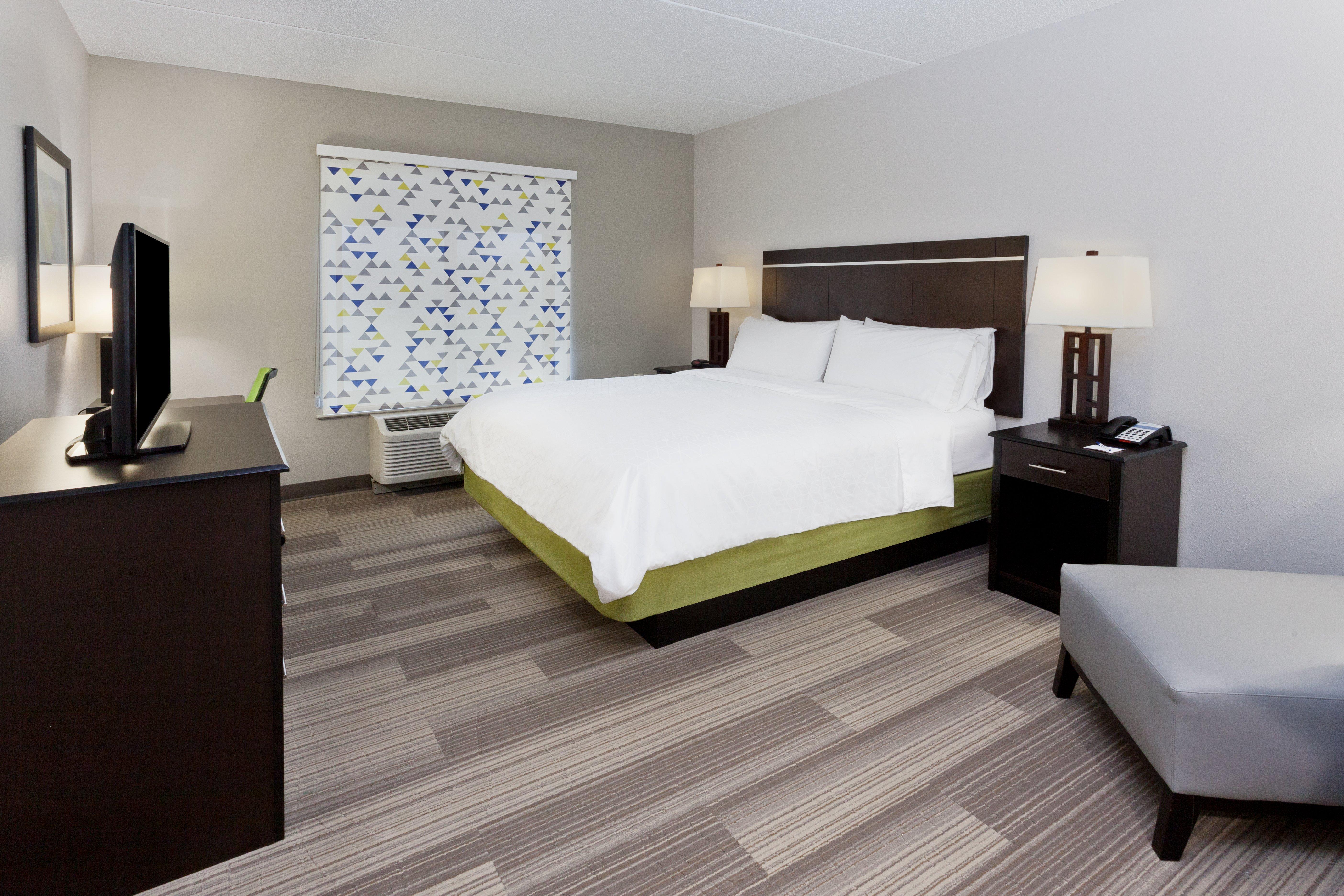 holiday inn express and suites montgomery east eastchase