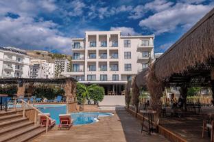 grand hotel
