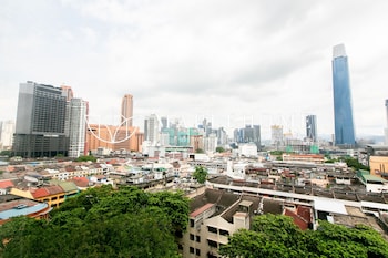 dmajestic premier suites kuala lumpur
