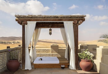 qasr al sarab desert resort by anantara