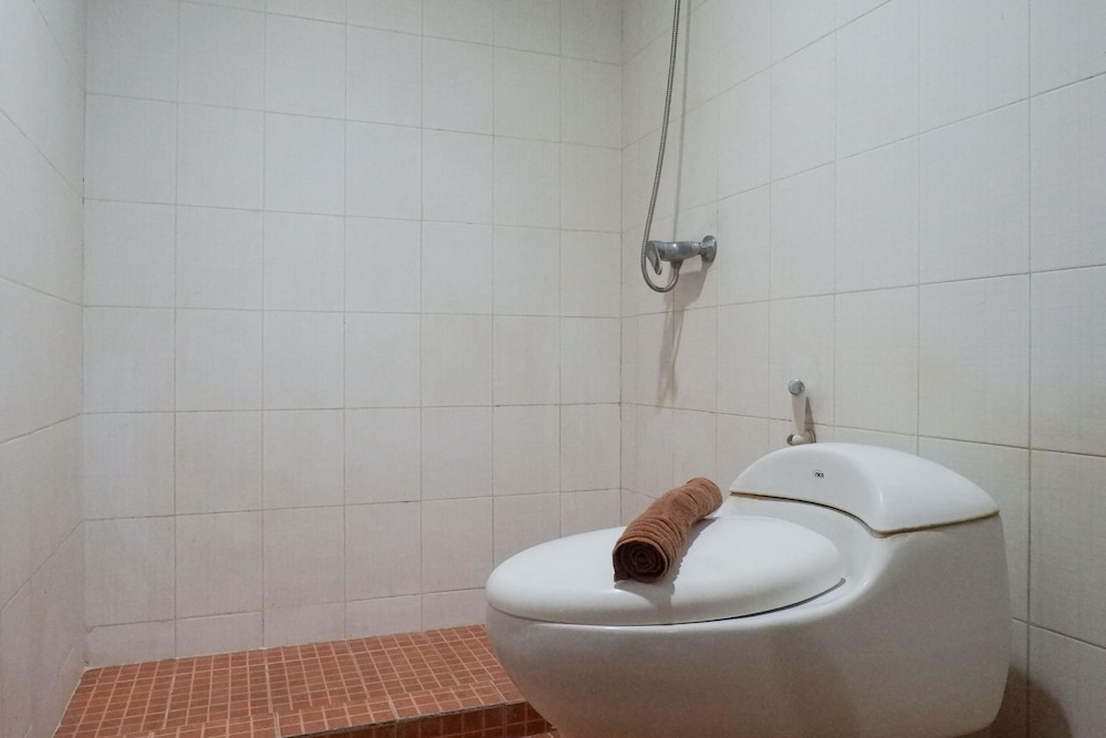 best value and spacious studio room apartment at high point serviced by travelio