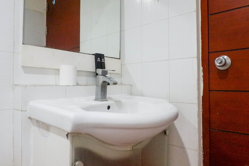 best value and spacious studio room apartment at high point serviced by travelio