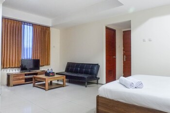 best value and spacious studio room apartment at high point serviced by travelio