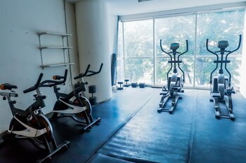 best value and spacious studio room apartment at high point serviced by travelio