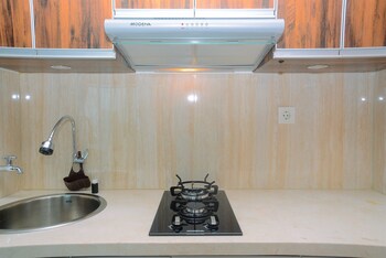 cozy and simple living 1br grand kamala lagoon apartment