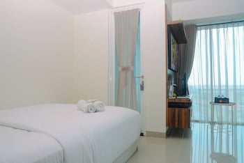 cozy and simple living 1br grand kamala lagoon apartment